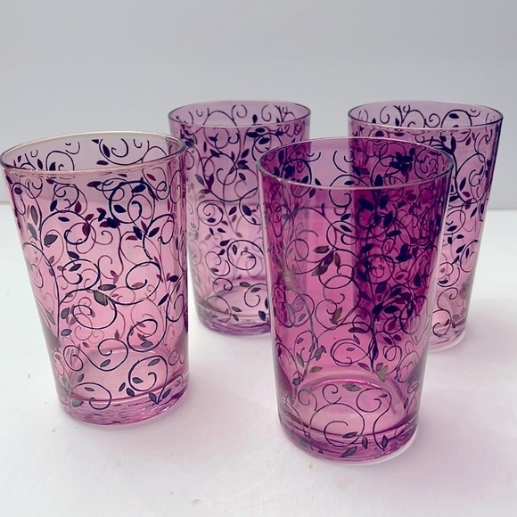 Set of 4 of Pink Flashed Drinking Glasses with Swirl Leaves - Picture 1 of 6